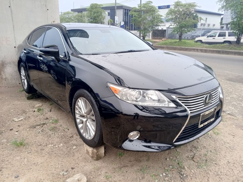 Main image of 2014 Lexus ES